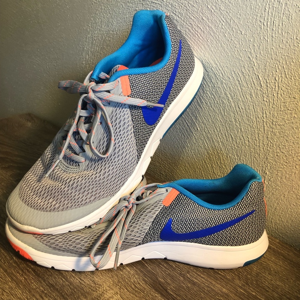 Nike Flex Experience Running Shoes size 9